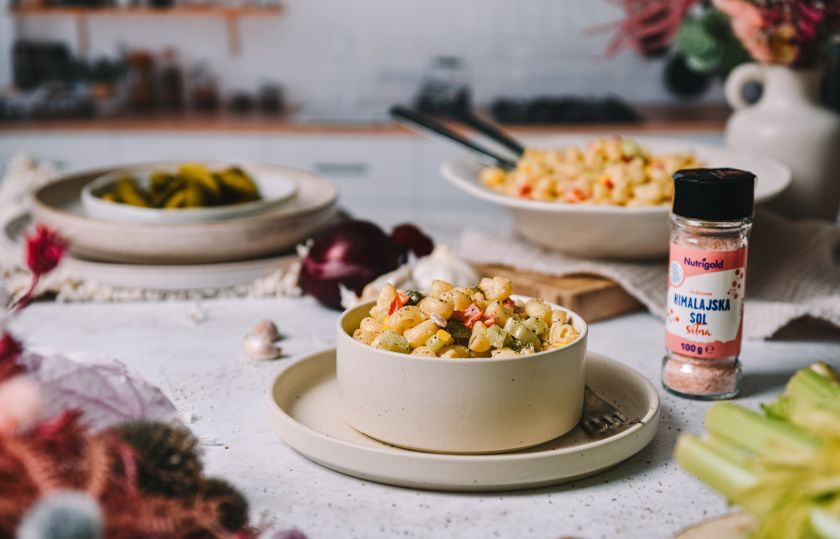 Salata s tjesteninom