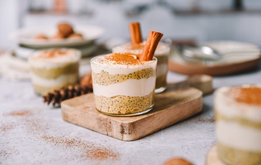 Recept za proteinski chia puding s bundevom.