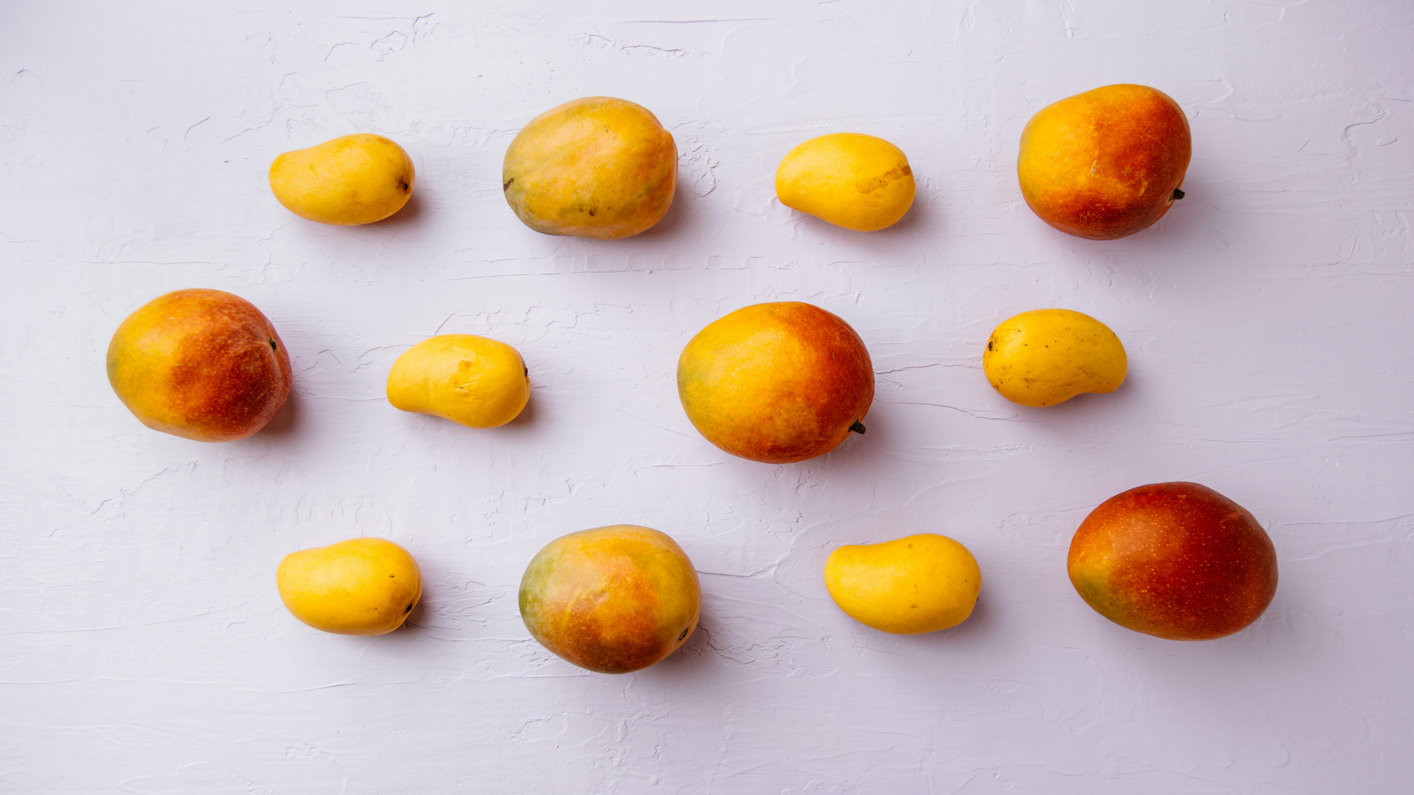 Mango je sezonsko sadje, ki se hitro pokvari.