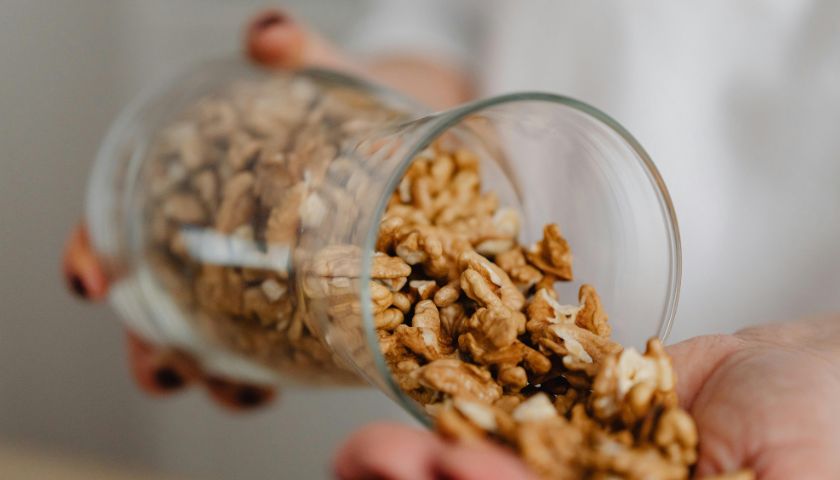 Oreh je odličen prigrizek, ki bo »nahranil« naše možgane.