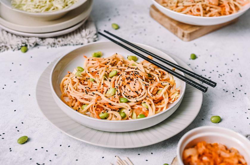 Kimchi rezanci so zdrav in hiter obrok za kateri koli del dneva.