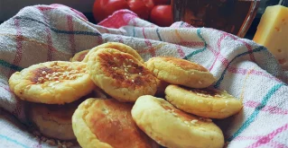 Pogačice iz sezama in kumina so zelo dober prigrizek
