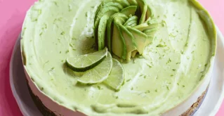 Torta iz avokada in limete - raw food