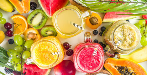 Uporabite najboljše poletno sadje in zelenjavo za smoothieje!