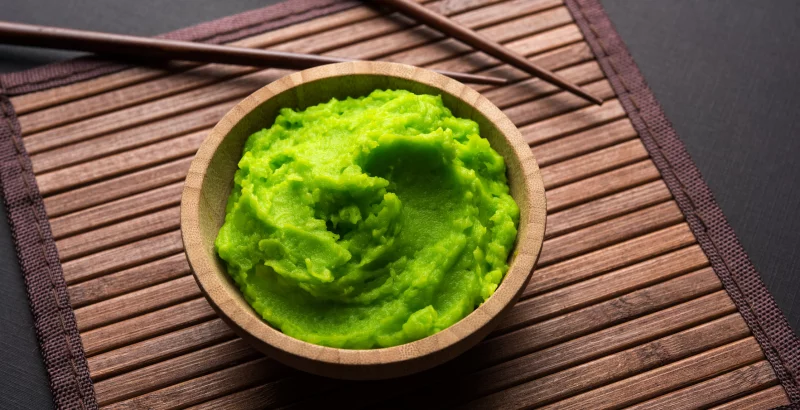 Izvedite kako se uporablja Wasabi - japonski hren, ki ga obožujemo