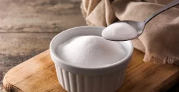 Soda bikarbona za lase - način uporabe in recept za šampon, za krepitev las