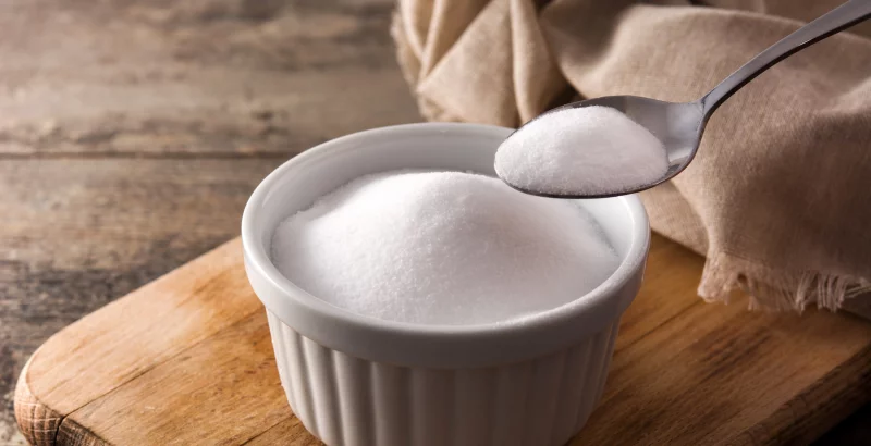 Soda bikarbona za lase - način uporabe in recept za šampon, za krepitev las