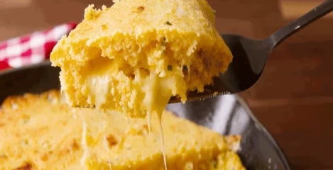 Večerjajte zdravo polento z mozzarello in sezamom