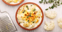 Kremasta omaka iz cvetače za vegane in vse, ki bi rada jedli kaj zdravega.