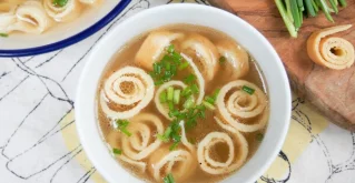 Poskusite frittatensuppe, zdravo avstrijsko specialiteto