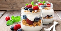 Granola parfait - najhitrejši in najbolj zdrav zajtrk, ki si ga lahko privoščite