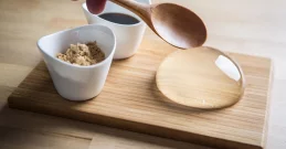 Kako uporabiti agar agar, prah, ki preprečuje lakoto in izniči nekaj kalorij?