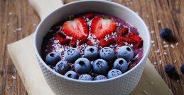 Acai bowl - skleda zdravja, ki jo vsi potrebujemo!