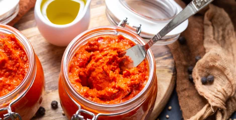 Pripravite sami domači presni ajvar in dajte "šmek" k vsaki jedi
