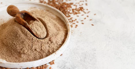 Lanena moka topi odvečne kilograme in obogati različne obroke