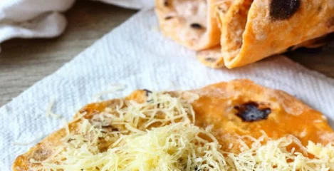 Flatbread kruhki iz sladkega krompirja iz samo 2 sestavin