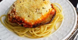 Parmigiana - recept iz Sicilije, ki vas bo preprosto navdupil z okusom in s preprosto pripravo
