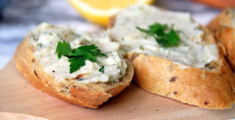 Hummus iz bele leče - lahki, zdrav in hiter obrok