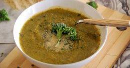 Krem juha iz brokolija v 30 minut