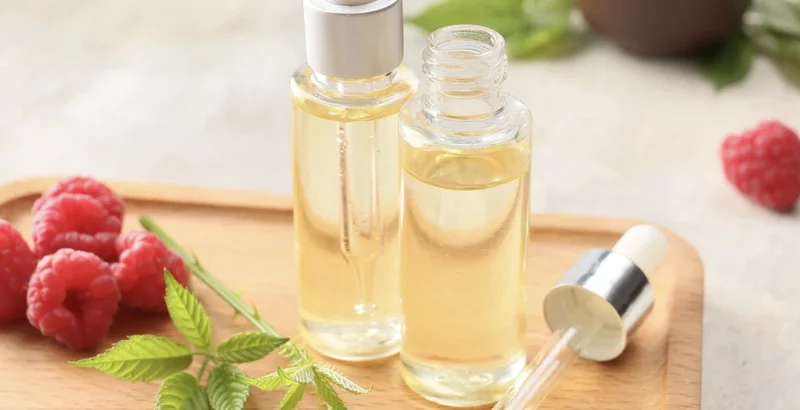 Spoznajte olje čilske maline in koliko je dobro, zlasti poleti