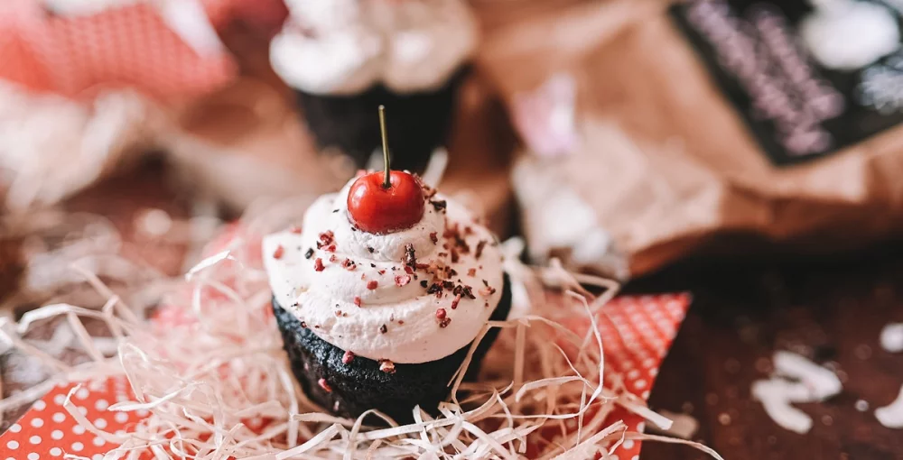Čokoladni cupcake – čarobna sladica čarobne črne barve