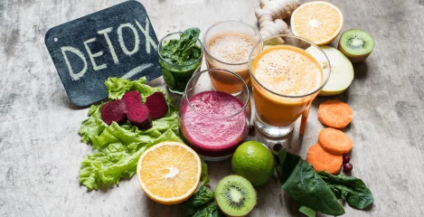 Detox industrija in protokoli: Ali naše telo potrebuje programe razstrupljanja?
