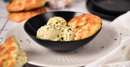 Domača tofu pašteta: hitri recept za beljakovinski namaz
