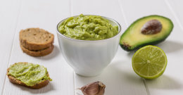 Namaz iz avokada - najboljši recept za domači guacamole