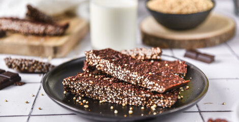 Čokoladne ploščice s kvinojo - zdrava sladica iz 3 sestavin!