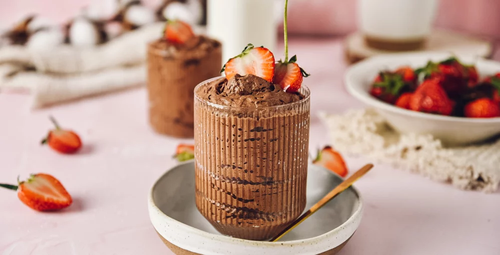 Veganski čokoladni mousse - neustavljivi recept iz 4 sestavin!