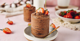 Veganski čokoladni mousse - neustavljivi recept iz 4 sestavin!