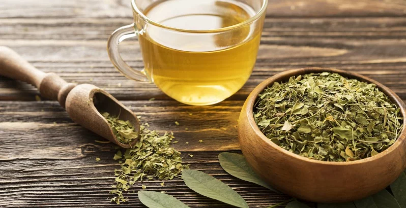 Najboljši čaji za protin - naravnim potem olajšajte vnetje in bolečine