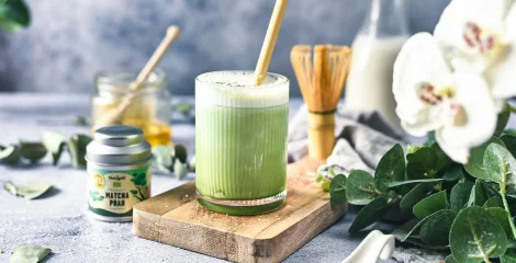 Matcha latte - recept za zdrav napitek, ki odlično nadomesti kavo!