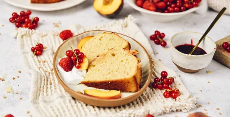 Jogurt torta z breskvami