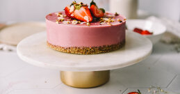 Presna jagodna torta