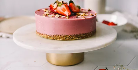 Presna jagodna torta