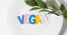 Vegansko, zdravo in sladko v Tovarni ima rad vsakdo!