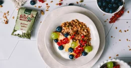 Poletna granola za energičen začetek dneva!