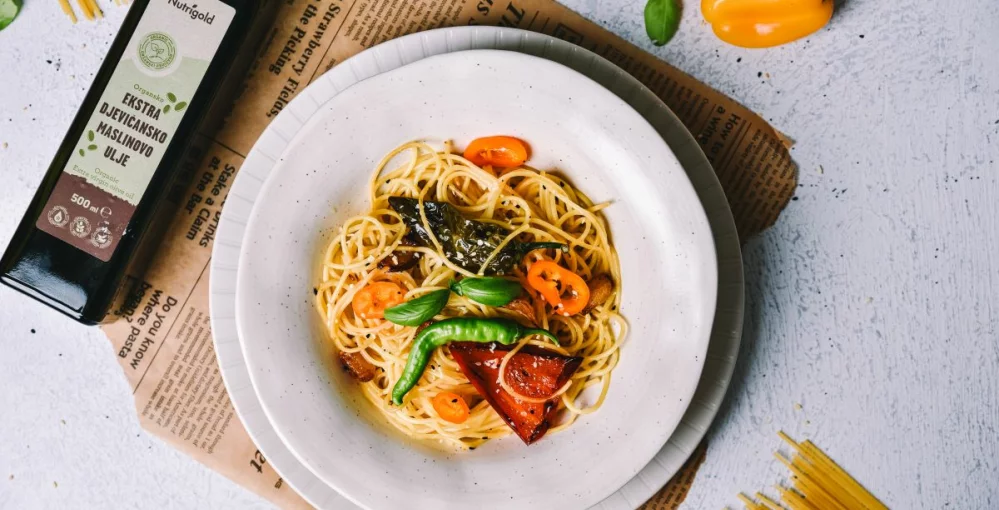 Hiter in aromatičen Aglio, Olio e Peperoncino - klasik Italije!