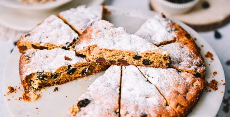 Kolač z brusnicami in čokolado – instashop