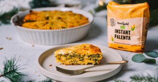 Polenta in špinača sta zdrava kombinacija, v tej piti prava senzacija!