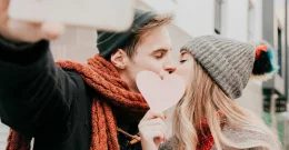 Ne veste, kaj podariti ljubljeni osebi? Predstavljamo nakupovalni vodnik za valentinovo!