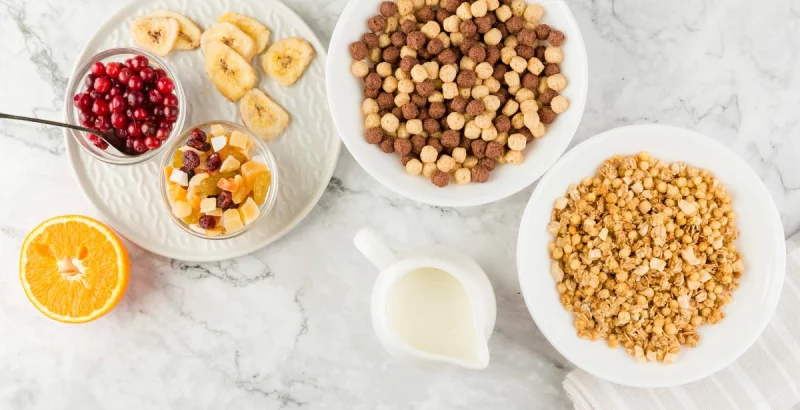 Zamenjajte klasične koruzne kosmiče z okusnimi kosmiči iz zdravih žit