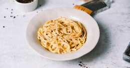 Testenine cacio e pepe