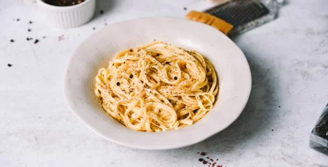 Testenine cacio e pepe