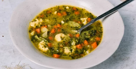 Spomladanska juha z žličniki – instashop