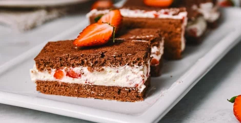 Milchschnitte z jagodami – instashop