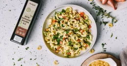 Hitra večerja ali priloga: Chimichurri testeninska solata, ki navduši!