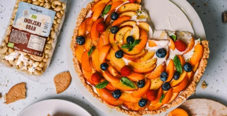 Poletna svežina brez peke: Presni sadni tart