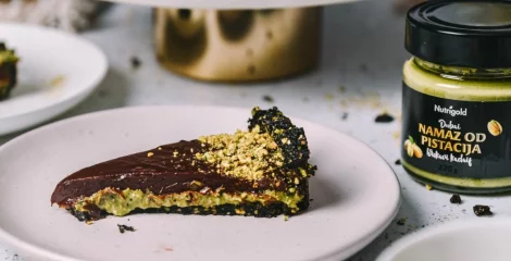 Čoko-tart s pistacijami – instashop